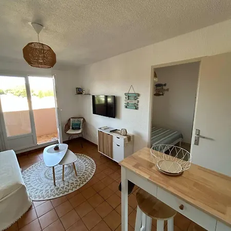 4 Couchages Climatise,piscine Privee,proche Centre Et Plages La Londe-les-Maures